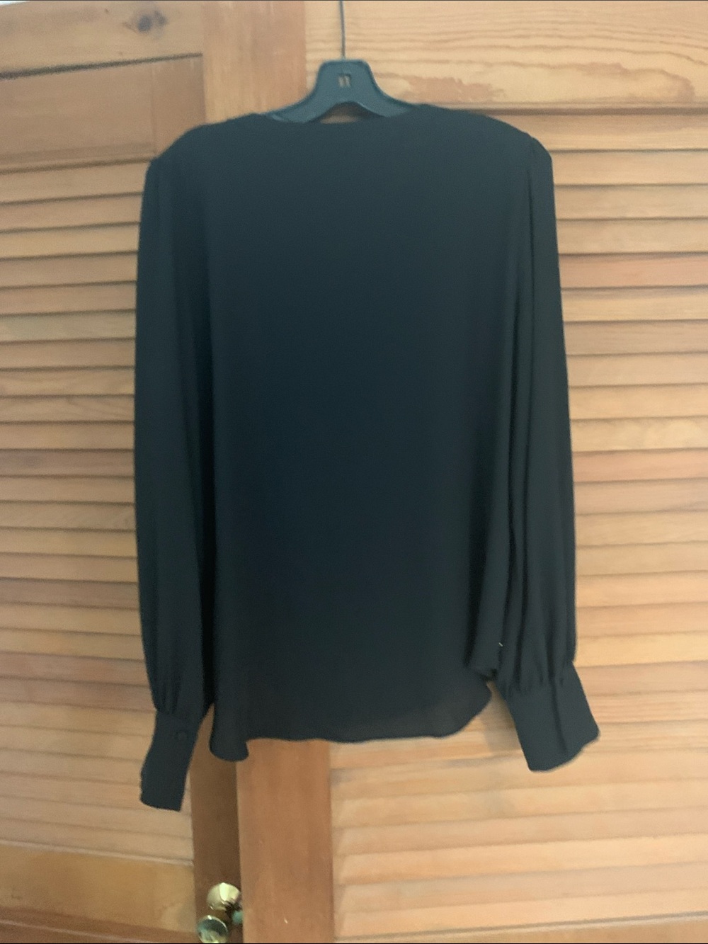Windsor Black Ruffled V-Neck Button-Front Blouse - Picture 4 of 4